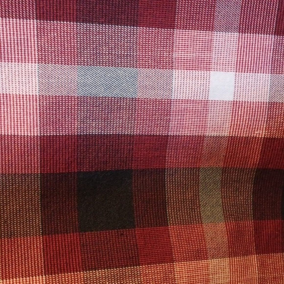 WRANGLER MENS PLAID SHIRT, SHORT SLEEVE, BUTTON UP, TWO FRONT POCKETS. - Picture 3 of 7